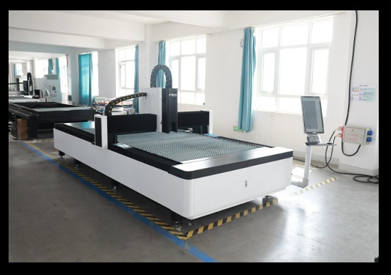 fiber laser cutting machine single table 1500W India